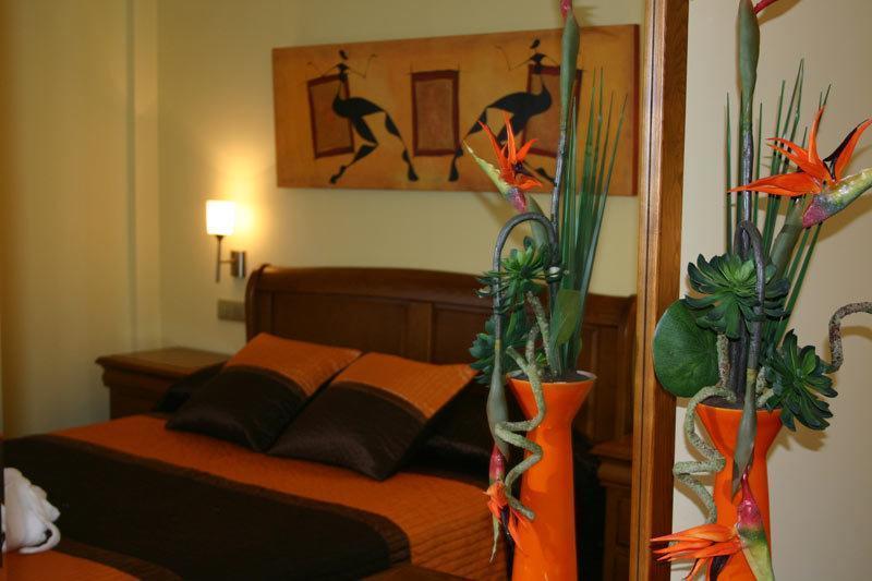 Complejo Aldeola Bed & Breakfast Malpica Bagian luar foto